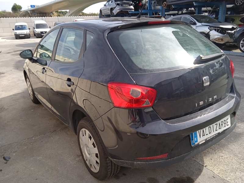 seat ibiza (6j5) del año 2010