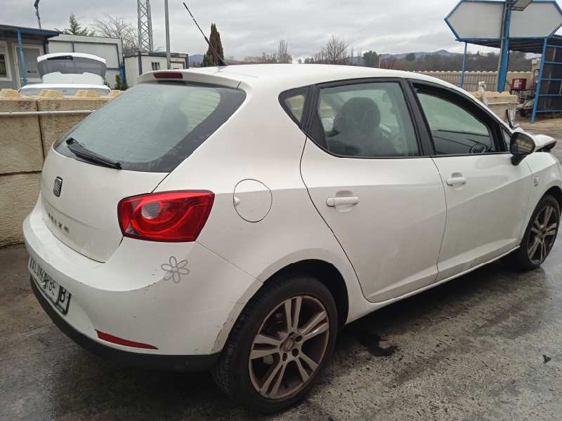 seat ibiza (6j5) del año 2009