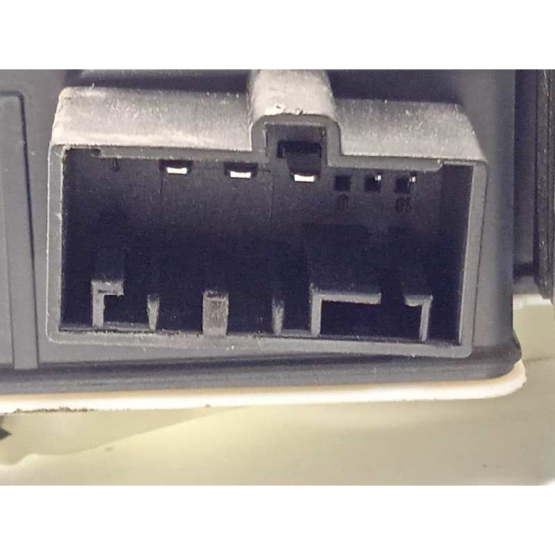 Recambio de elevalunas trasero derecho para volkswagen t-roc advance referencia OEM IAM 2GA839462G  5Q0959408D