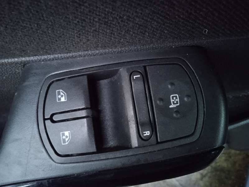 opel corsa d del año 2008