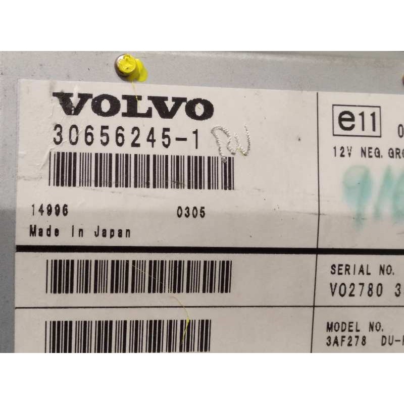 Recambio de pantalla multifuncion para volvo xc90 2.4 diesel cat referencia OEM IAM 30656245  