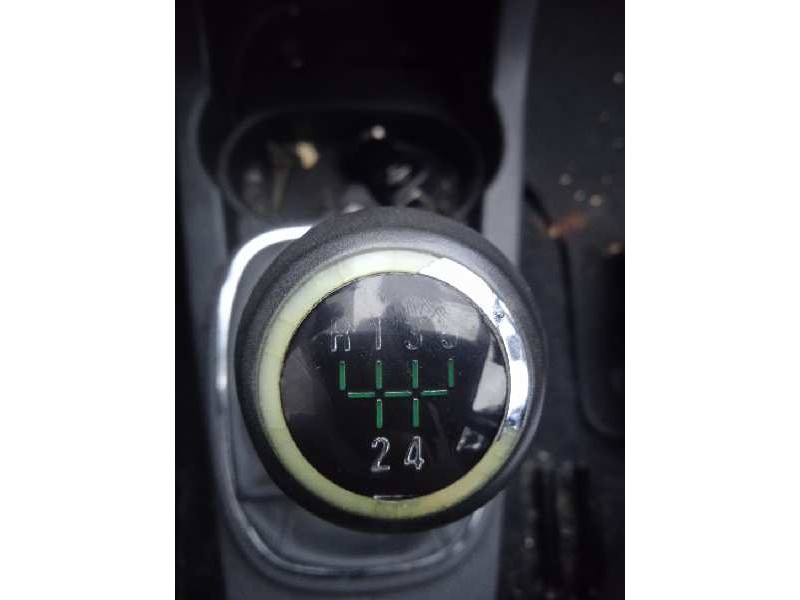 opel corsa d del año 2008