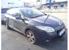 renault megane iii berlina 5 p del año 2009