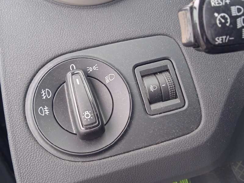 seat ibiza (6p1) del año 2016