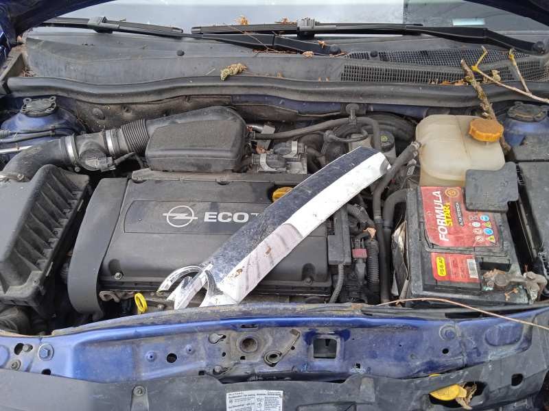 opel astra h berlina del año 2007