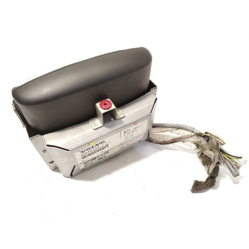 Recambio de pantalla multifuncion para volvo xc90 2.4 diesel cat referencia OEM IAM 30656245  