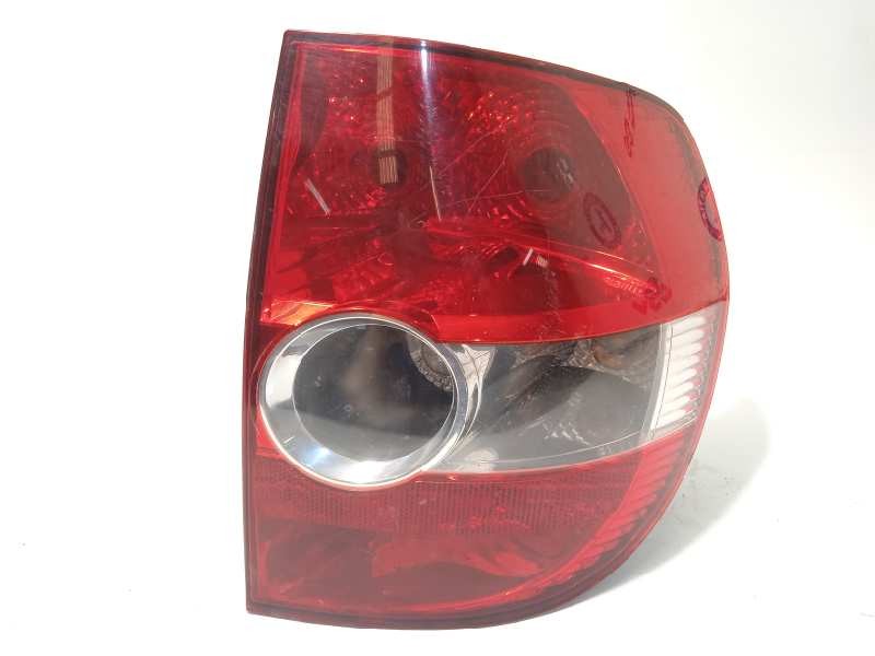 Recambio de piloto trasero derecho para volkswagen fox (5z1) básico referencia OEM IAM 5Z0945096A  