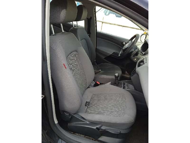 seat ibiza (6j5) del año 2010