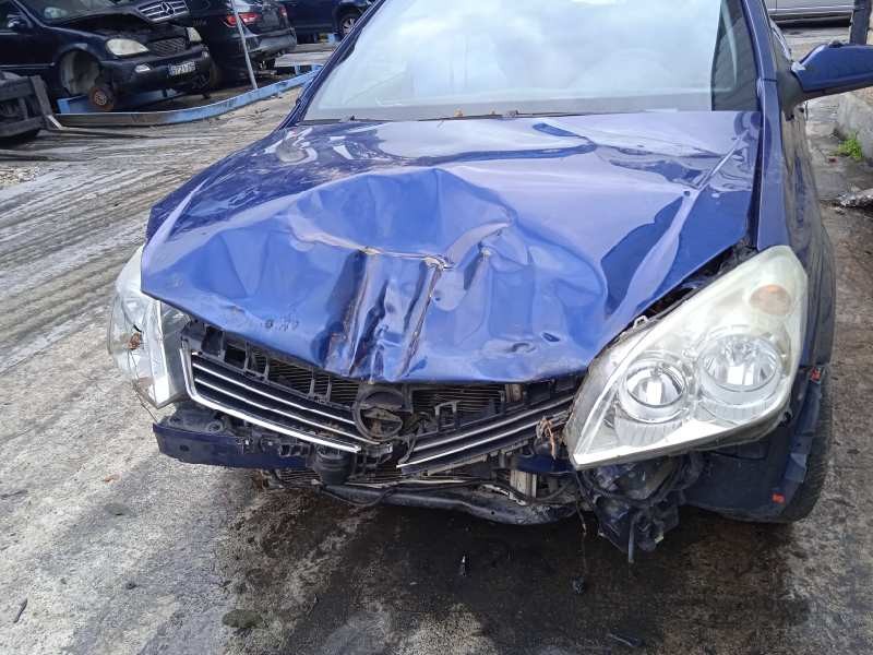 opel astra h berlina del año 2007