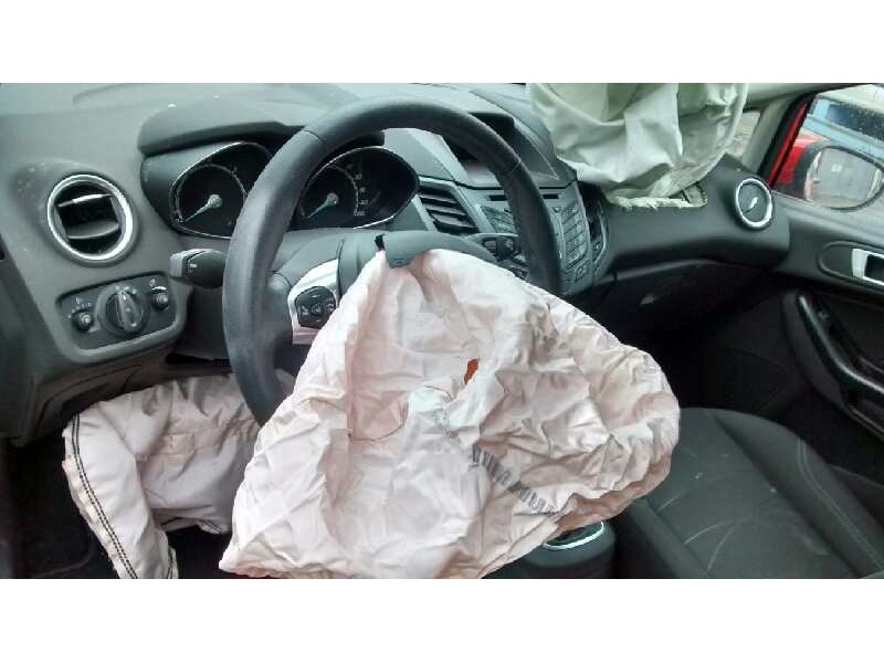 ford fiesta (ccn) del año 2014