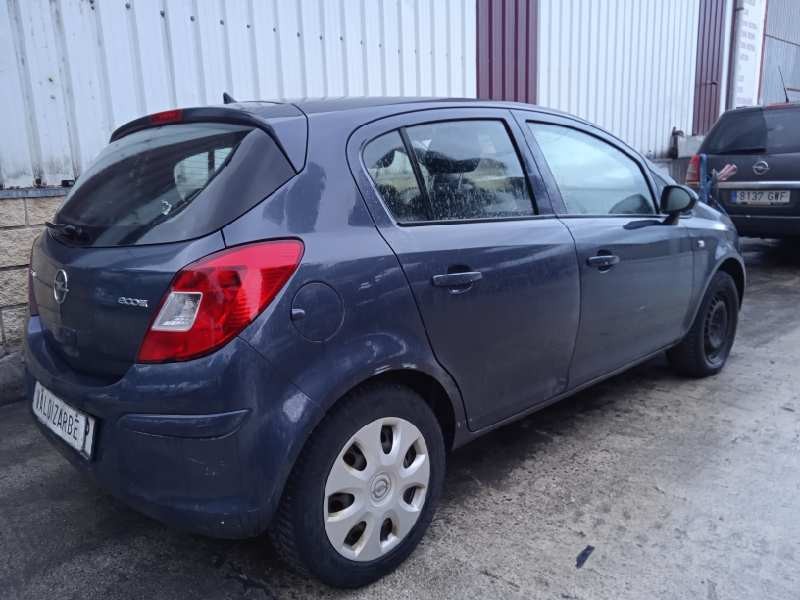 opel corsa d del año 2008