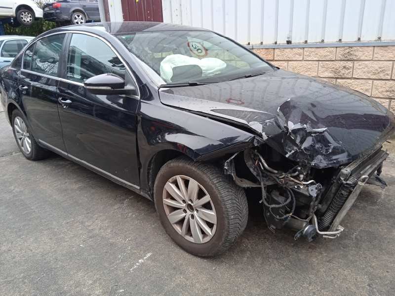 volkswagen passat lim. (362) del año 2011