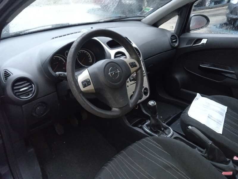 opel corsa d del año 2008