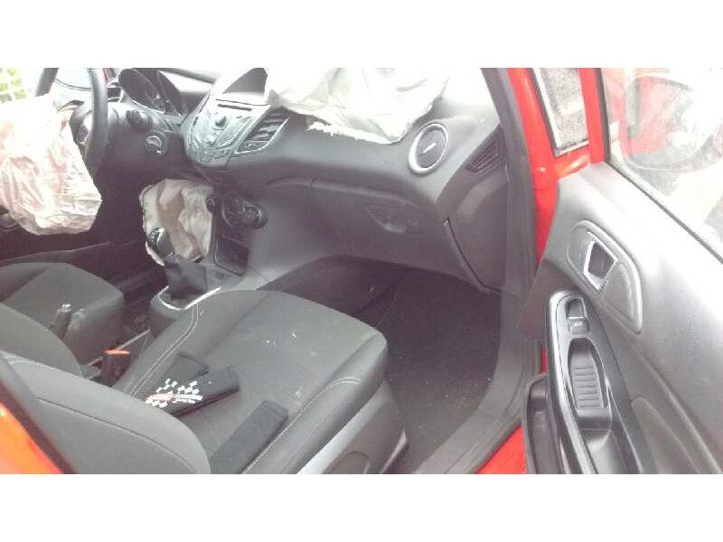 ford fiesta (ccn) del año 2014