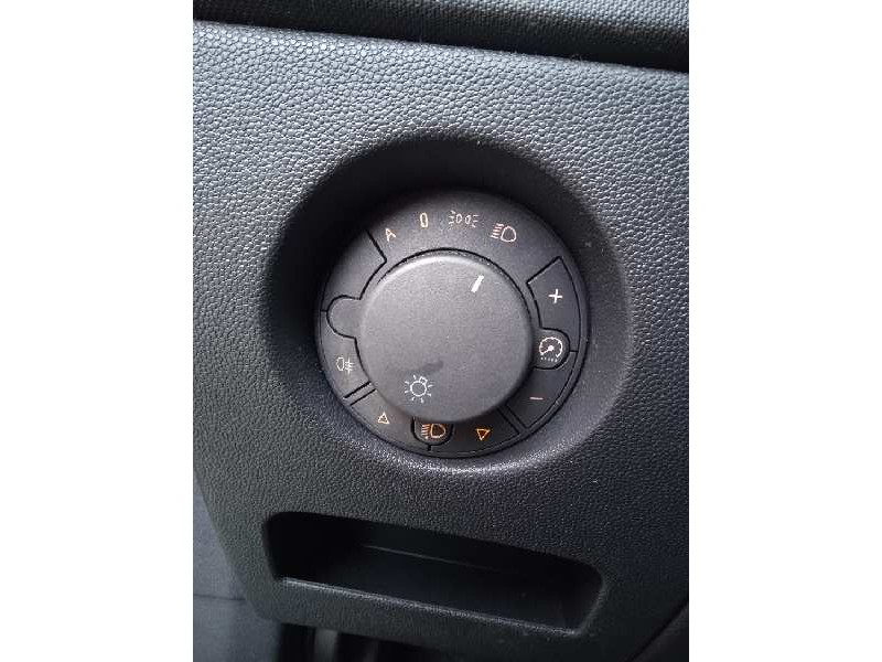 opel corsa d del año 2008