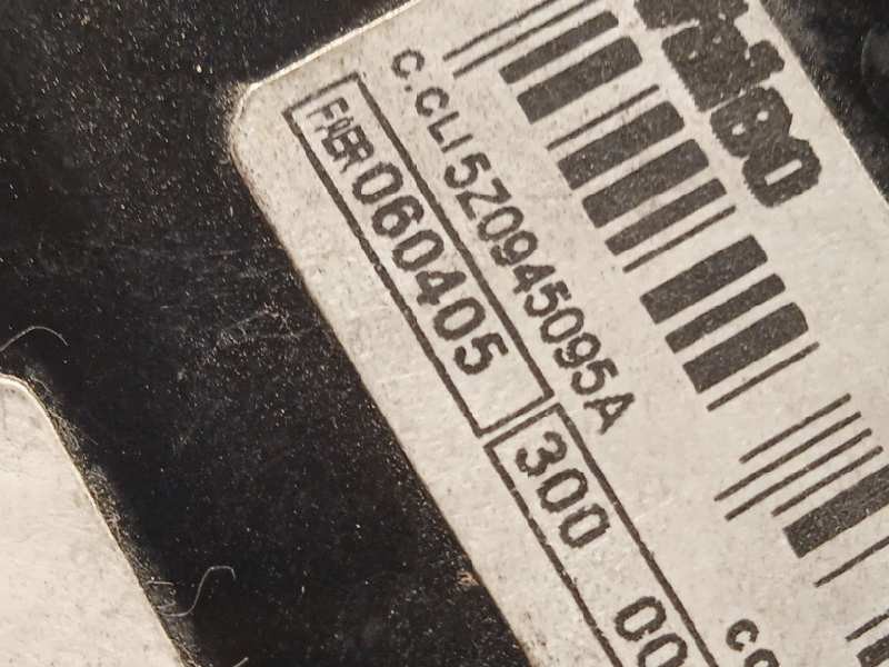 Recambio de piloto trasero izquierdo para volkswagen fox (5z1) básico referencia OEM IAM 5Z0945095A  