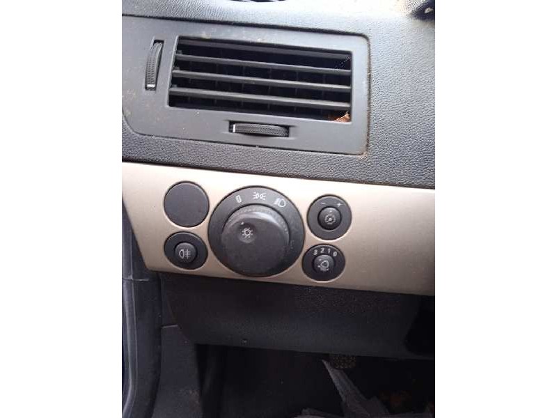 opel astra h berlina del año 2007