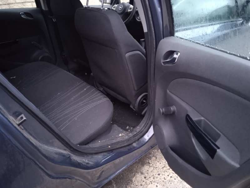 opel corsa d del año 2008