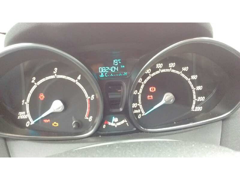 ford fiesta (ccn) del año 2014