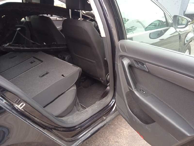 volkswagen passat lim. (362) del año 2011