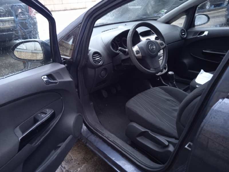 opel corsa d del año 2008