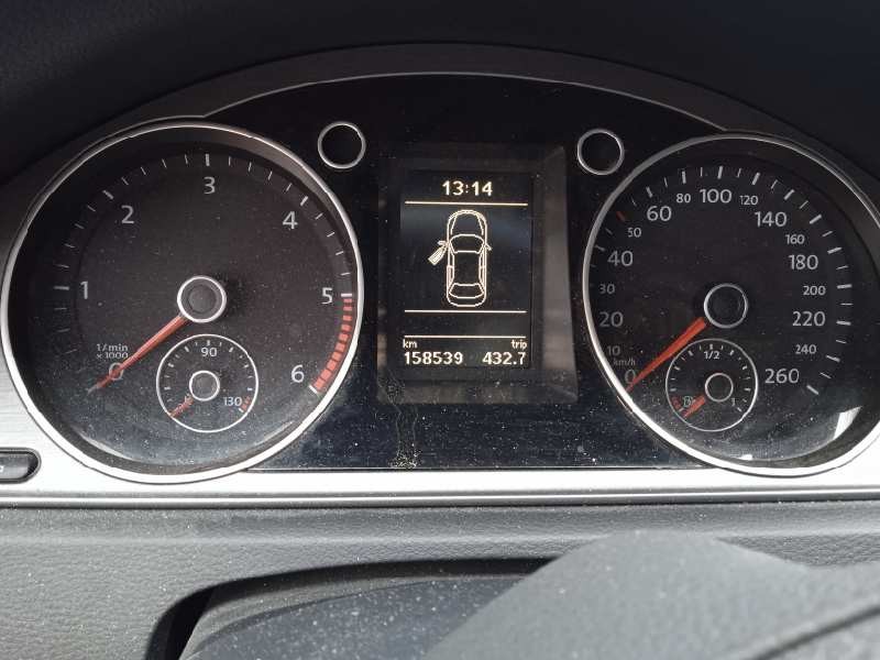 volkswagen passat lim. (362) del año 2011