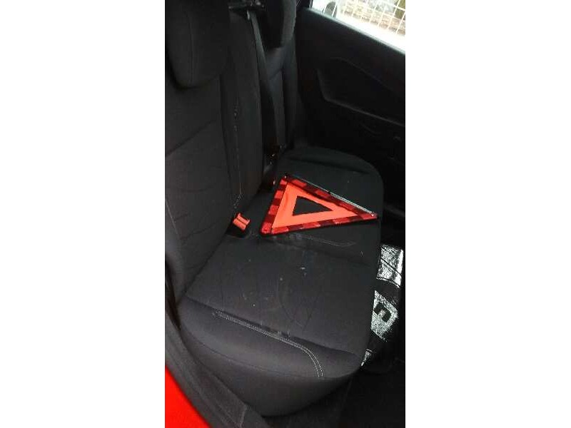 ford fiesta (ccn) del año 2014