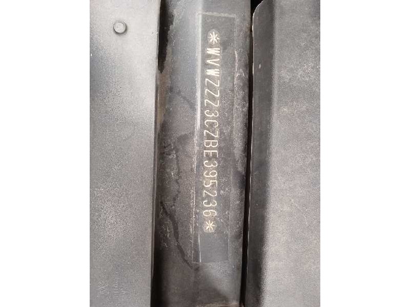 volkswagen passat lim. (362) del año 2011