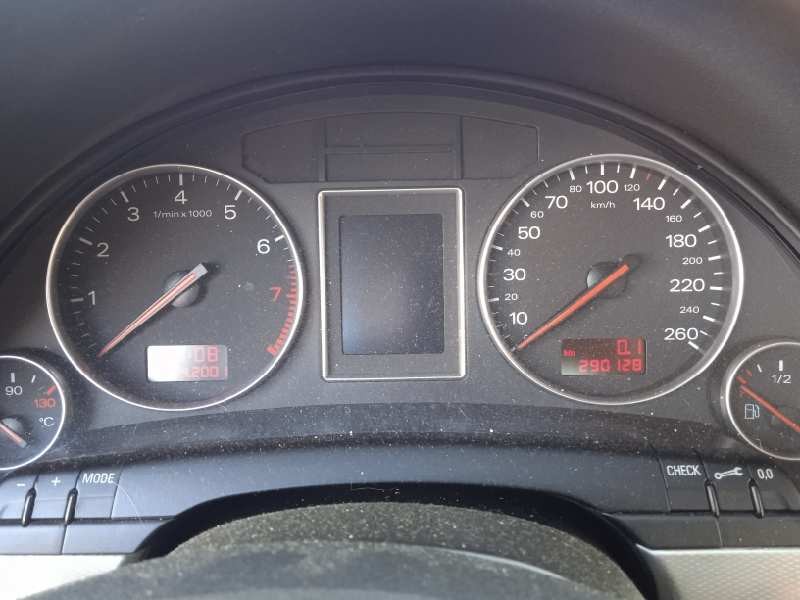 audi a4 berlina (8e) del año 2001