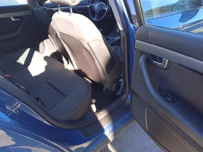 audi a4 berlina (8e) del año 2001