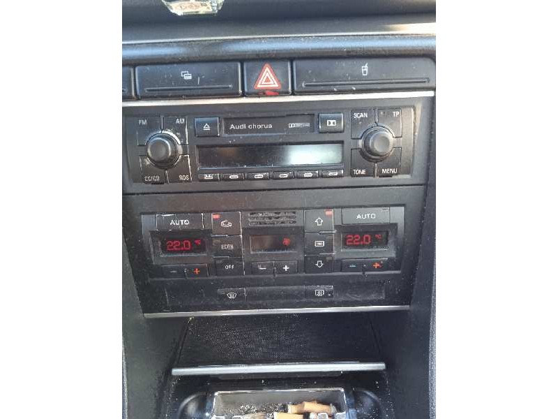 audi a4 berlina (8e) del año 2001