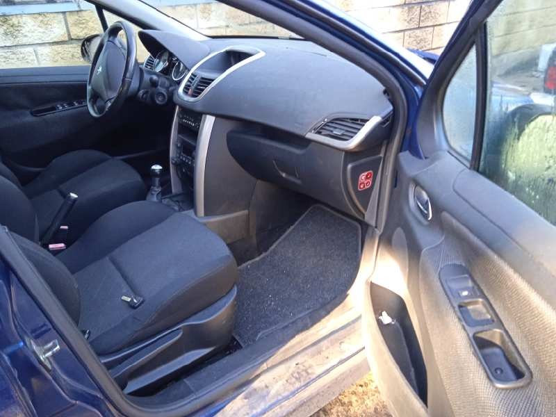 peugeot 207 del año 2008