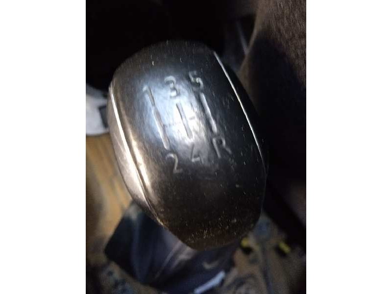 peugeot 2008 (--.2013) del año 2015