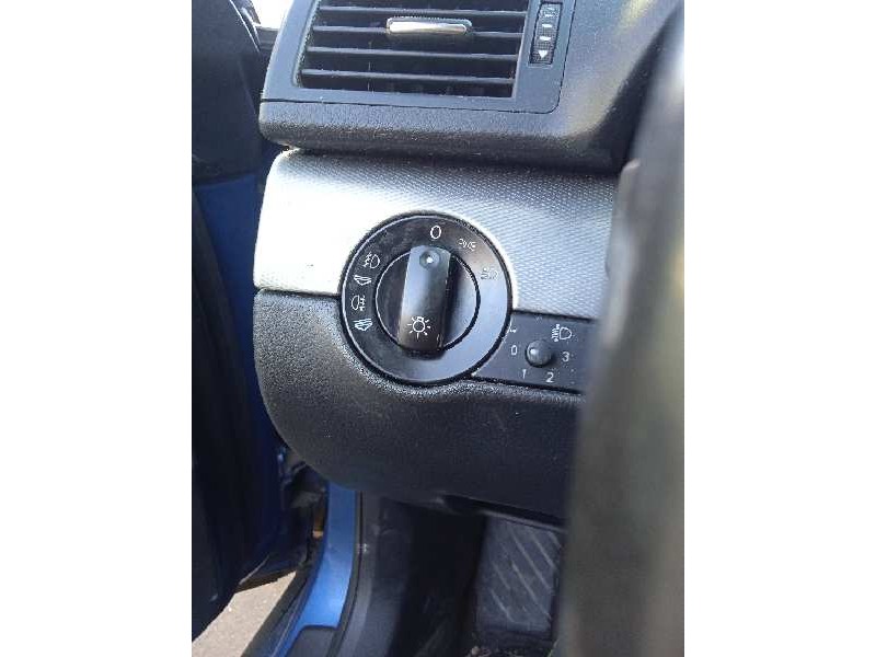 audi a4 berlina (8e) del año 2001