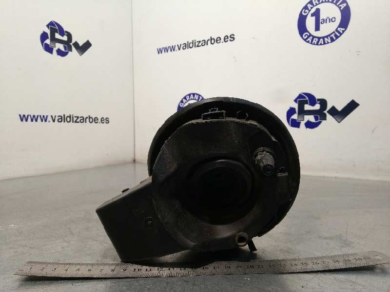 Recambio de tapa exterior combustible para citroën c4 picasso seduction referencia OEM IAM 9807482680  