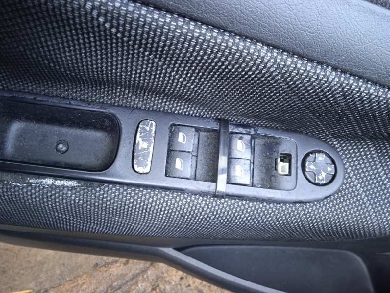 peugeot 207 del año 2008