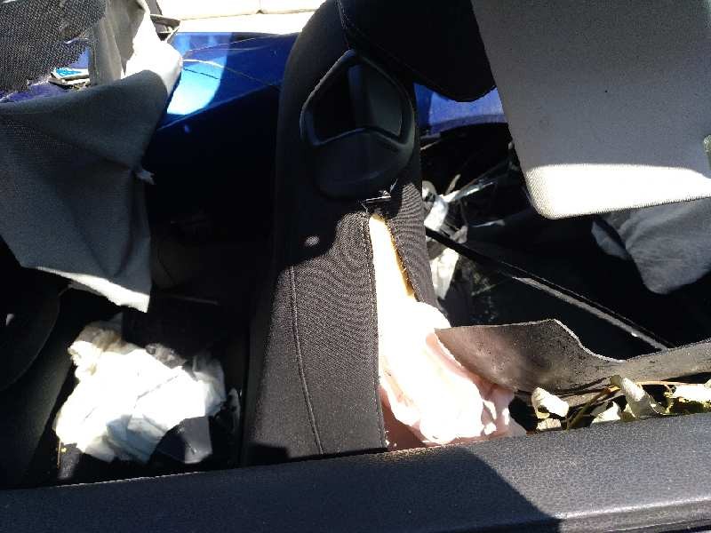 volkswagen scirocco (137) del año 2011