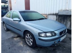 volvo s60 berlina del año 2001
