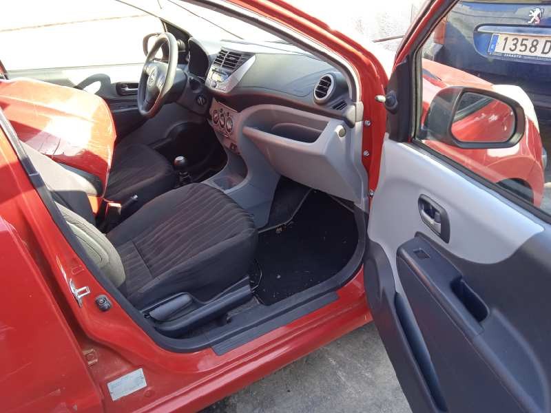 nissan pixo (uao) del año 2010