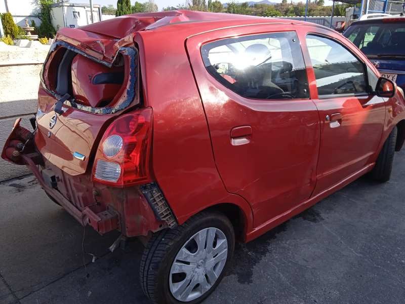 nissan pixo (uao) del año 2010