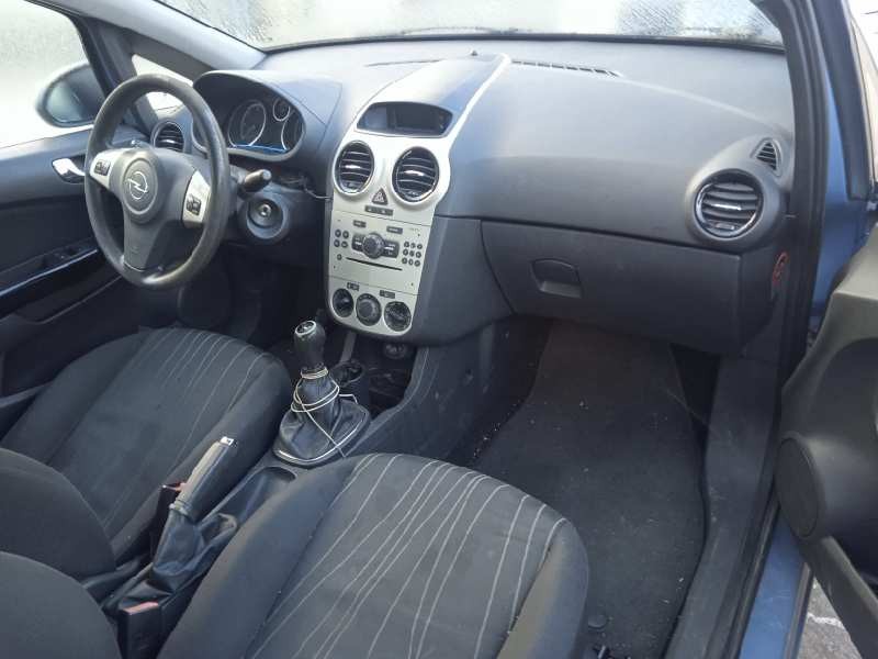 opel corsa d del año 2008