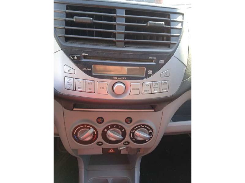 nissan pixo (uao) del año 2010