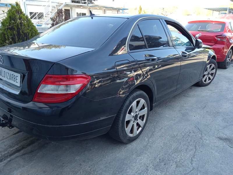 mercedes-benz clase c (w204) berlina del año 2010