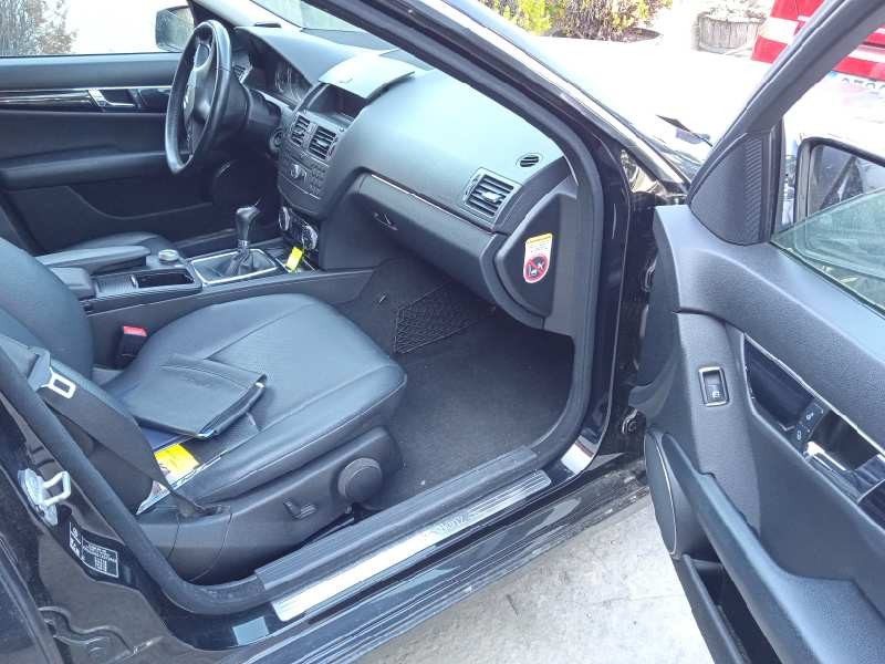 mercedes-benz clase c (w204) berlina del año 2010