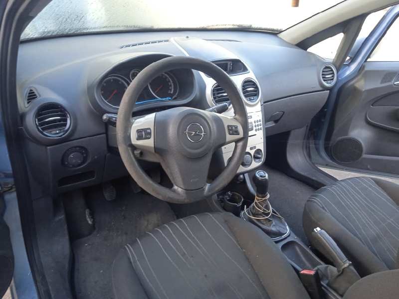 opel corsa d del año 2008