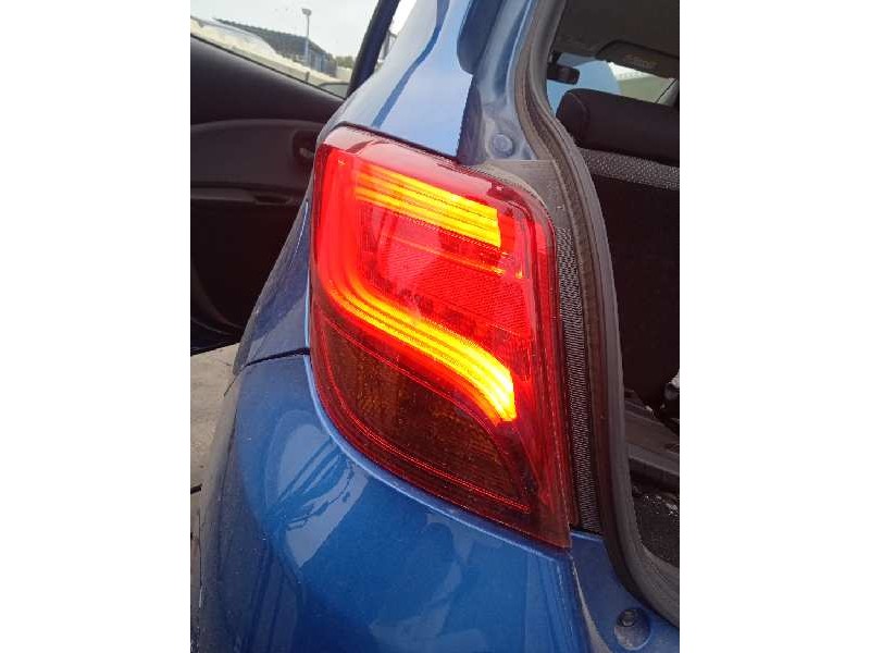 toyota yaris del año 2016