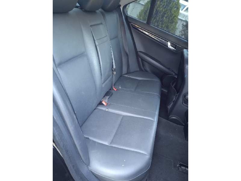 mercedes-benz clase c (w204) berlina del año 2010