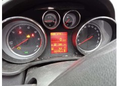 opel insignia sports tourer del año 2011 2