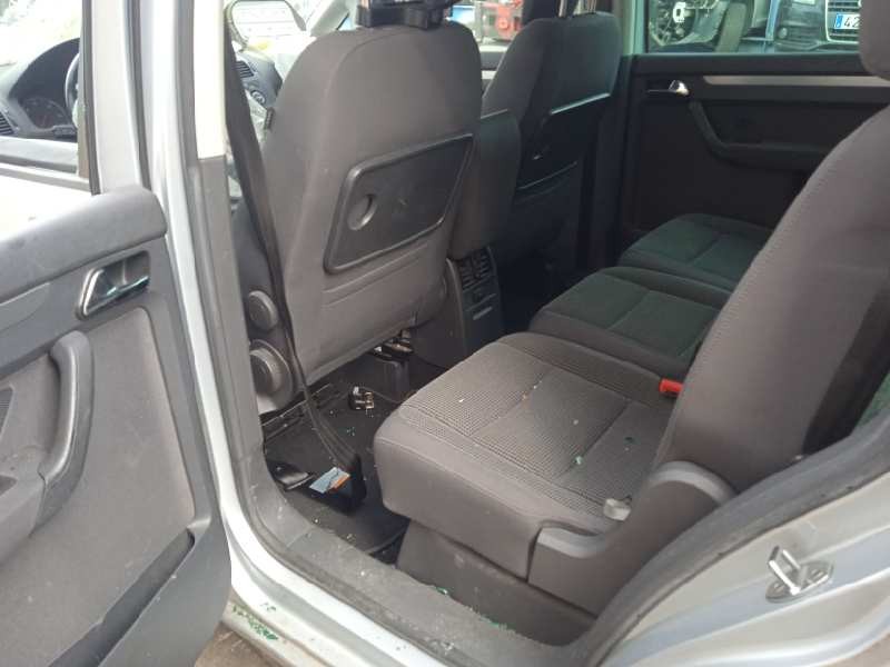 volkswagen touran (1t1) del año 2006