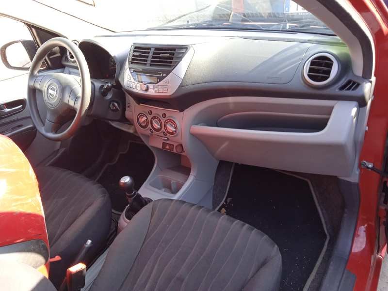 nissan pixo (uao) del año 2010